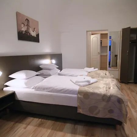 Pizza Tábor Miskolc